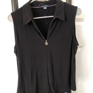 Tommy Black Collar Tank